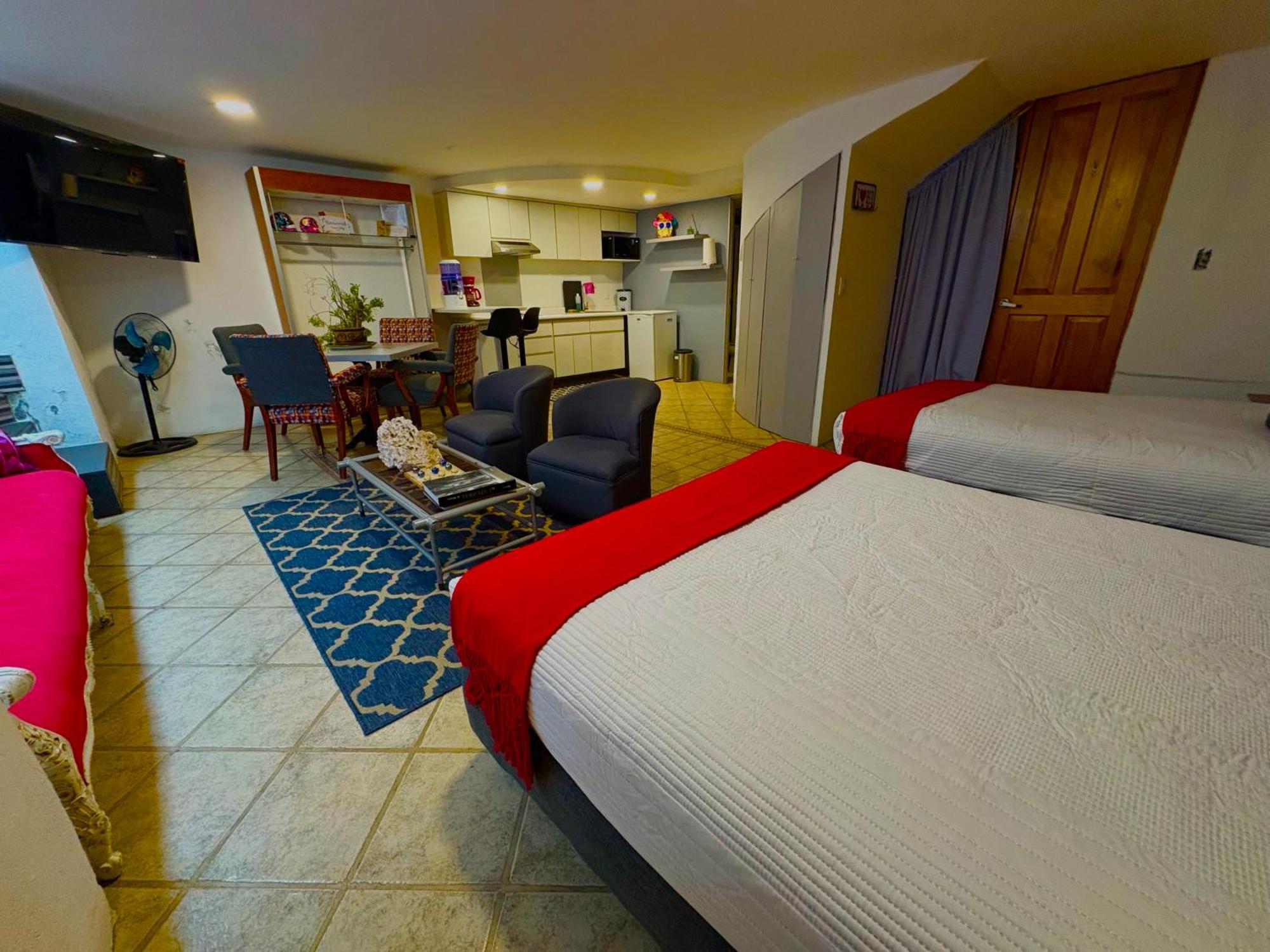 Habitaciones Coyoacan เม็กซิโกซิตี้ ภายนอก รูปภาพ